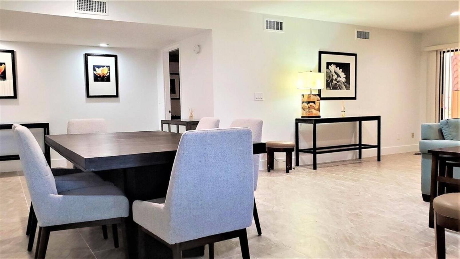 Pickleball, Tennis, Pool Spa, Bike Trail, Private Holiday home Scottsdale